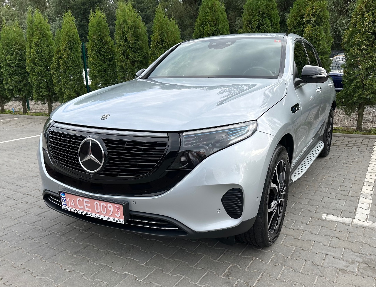 Mercedes-Benz EQC - фото 2