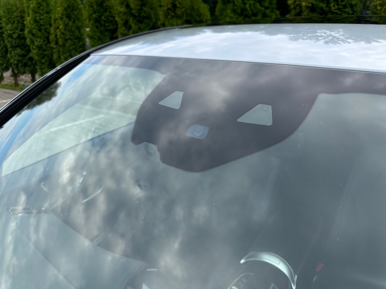 Mercedes-Benz EQC - фото 34