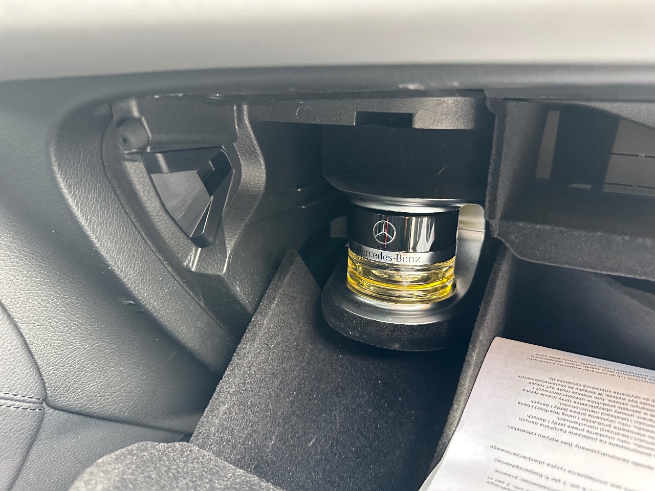 Mercedes-Benz EQC - фото 46