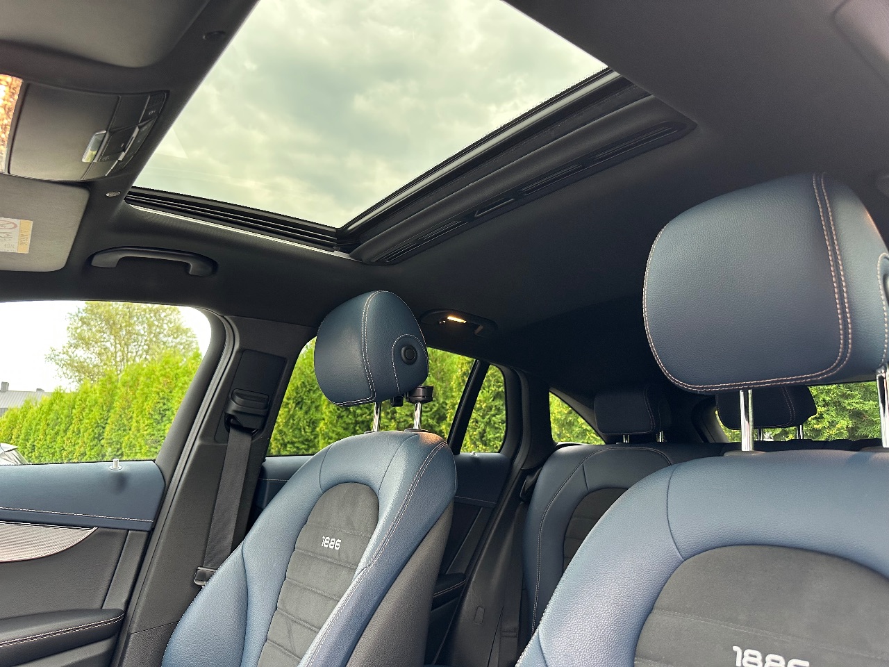 Mercedes-Benz EQC - фото 31