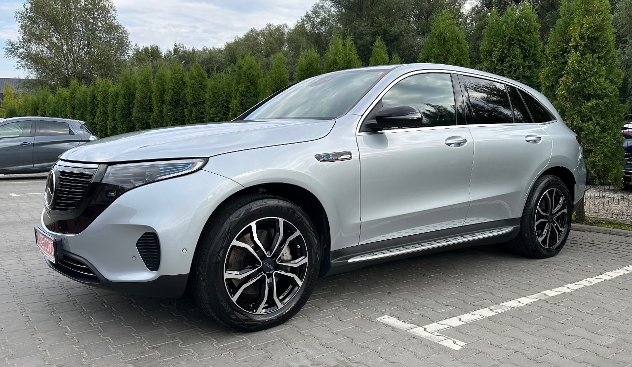 Mercedes-Benz EQC - фото 5