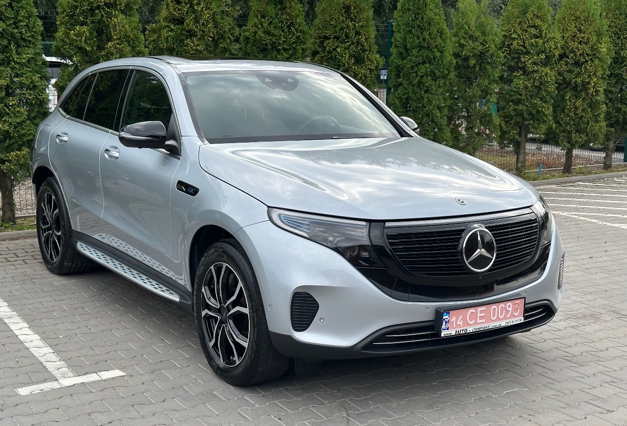 Mercedes-Benz EQC - фото 9