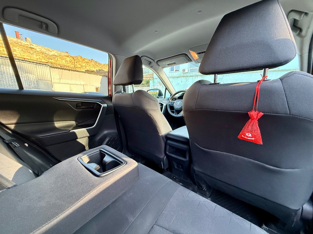 Toyota RAV4 - фото 22