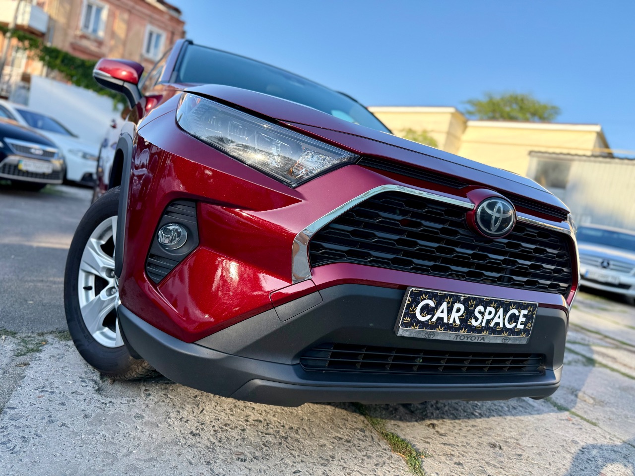 Toyota RAV4 - фото 7