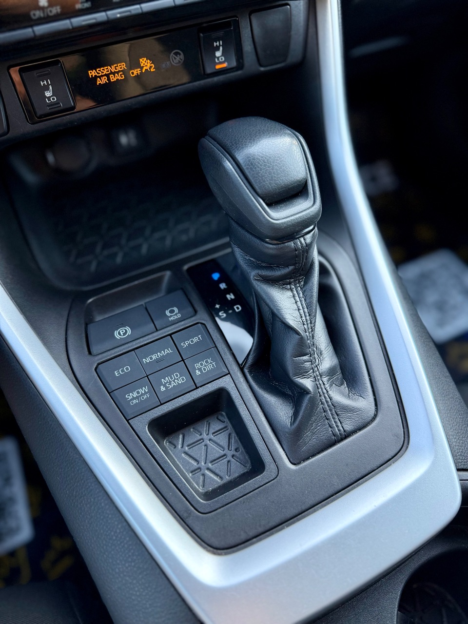 Toyota RAV4 - фото 23