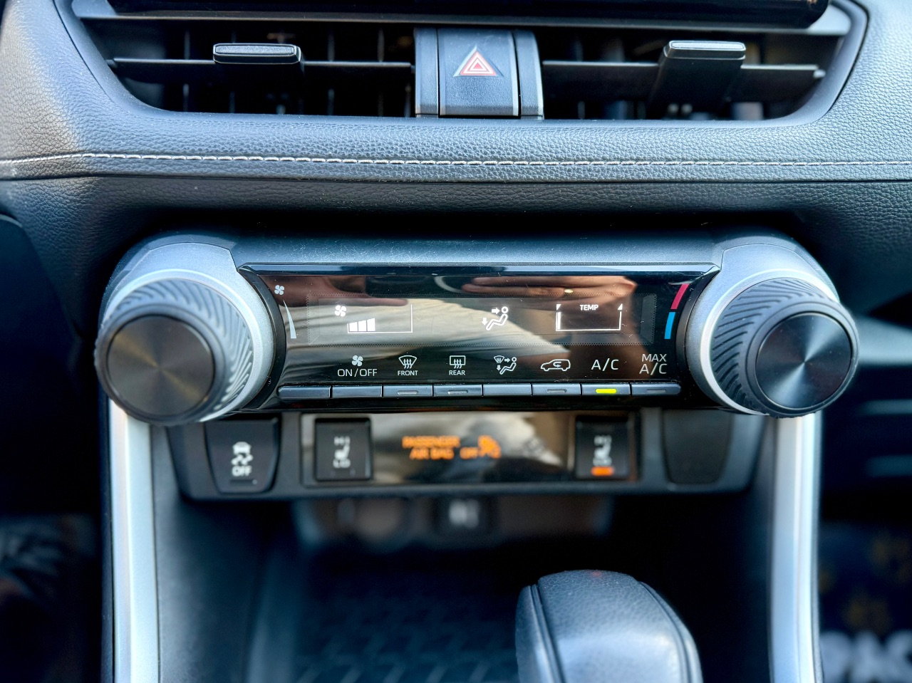 Toyota RAV4 - фото 24