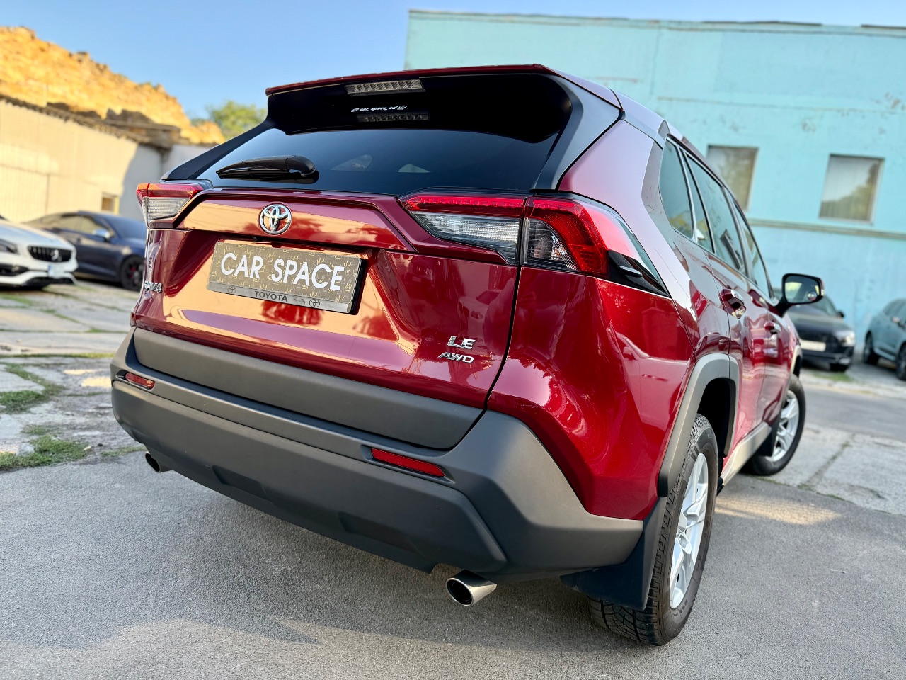 Toyota RAV4 - фото 14