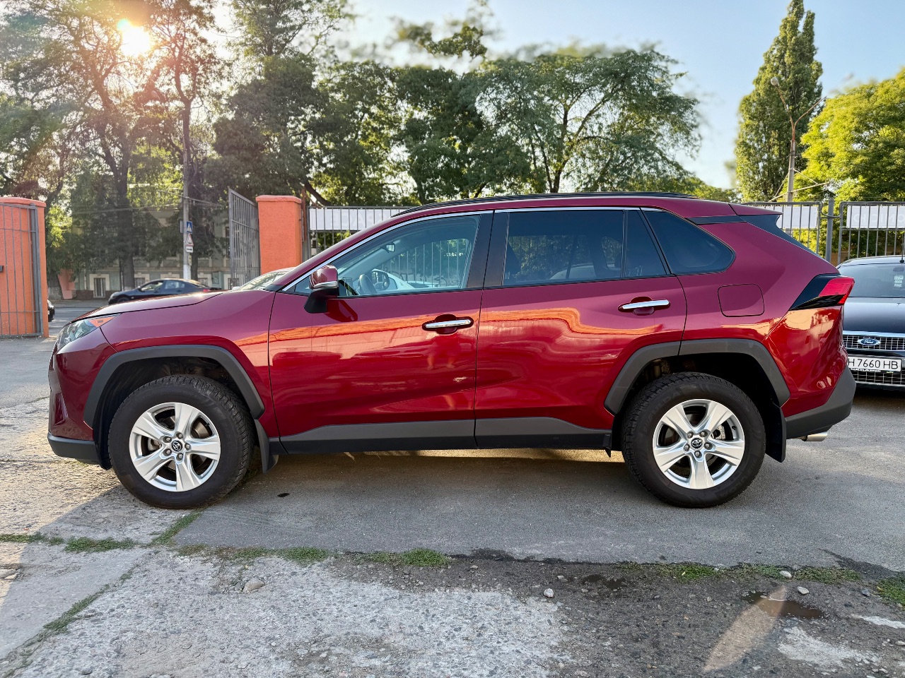 Toyota RAV4 - фото 15