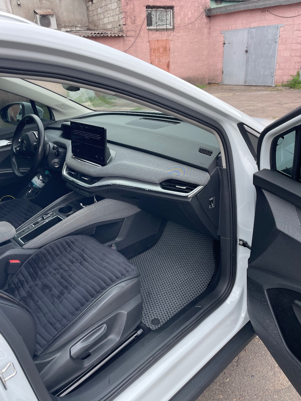 Skoda Enyaq - фото 10