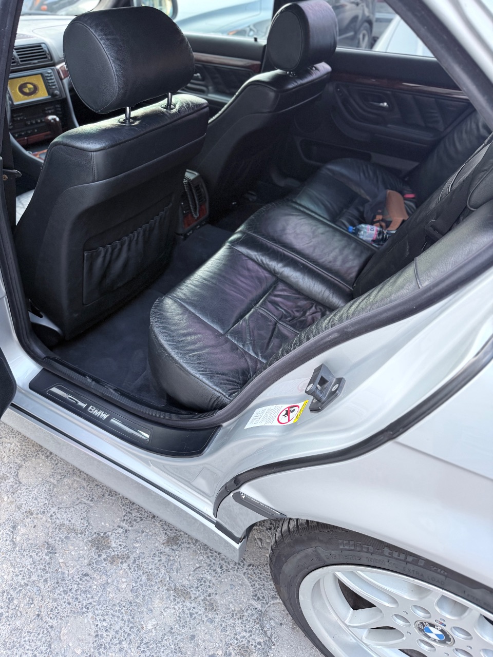 BMW 7 серії - фото 5