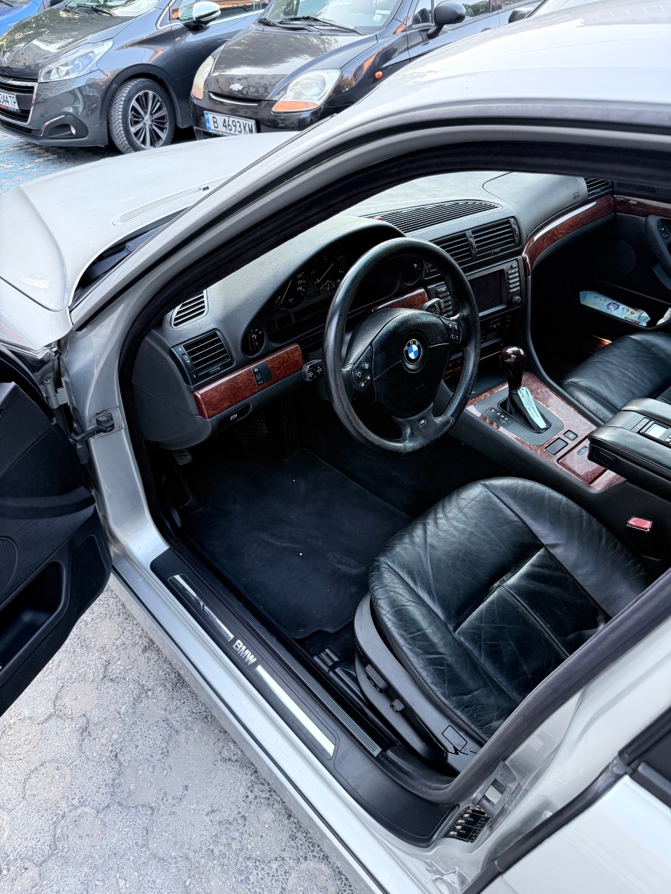 BMW 7 серії - фото 6