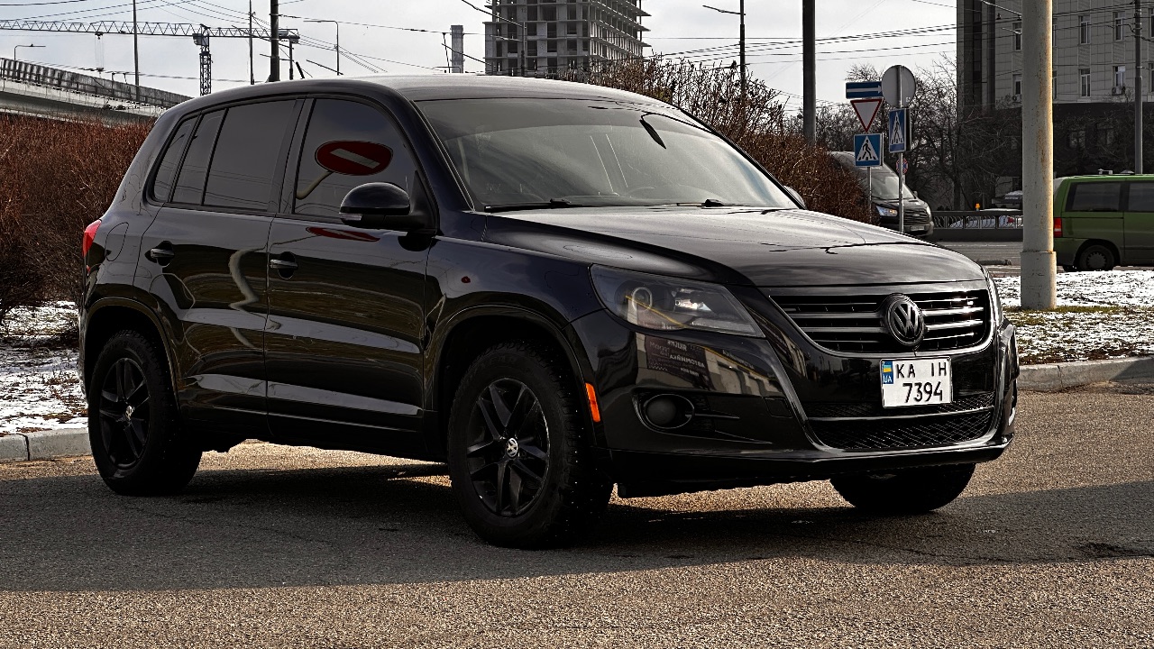 Volkswagen Tiguan - фото 8