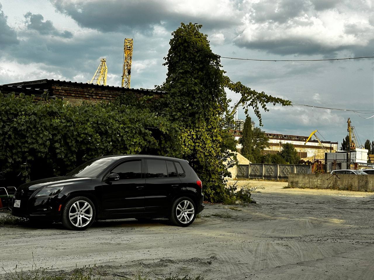 Volkswagen Tiguan - фото 27