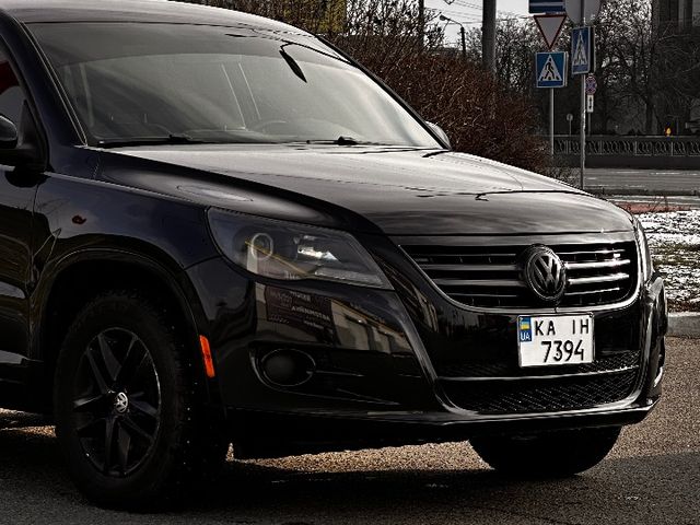 Volkswagen Tiguan - фото 2