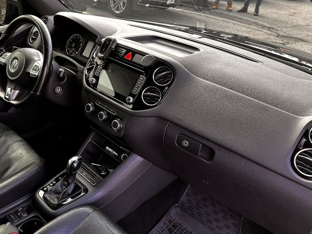 Volkswagen Tiguan - фото 4