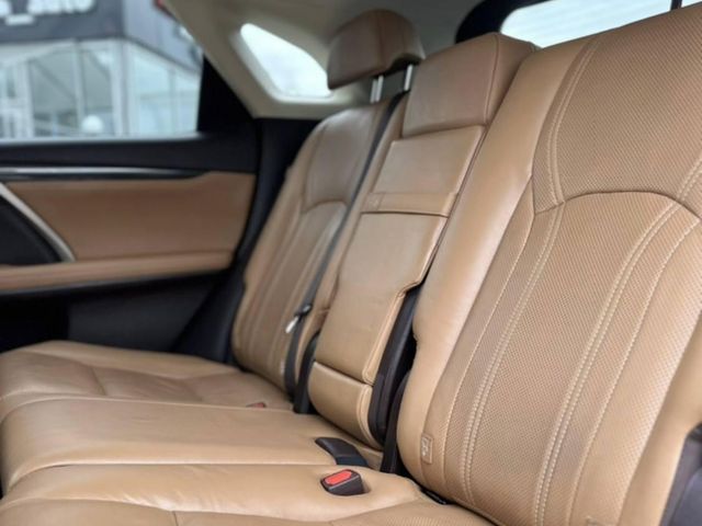 Lexus RX - фото 5