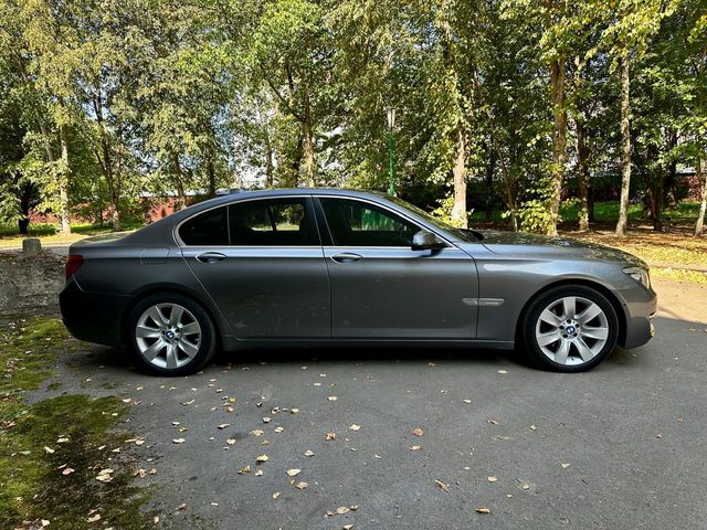 BMW 7 серії - зображення 3
