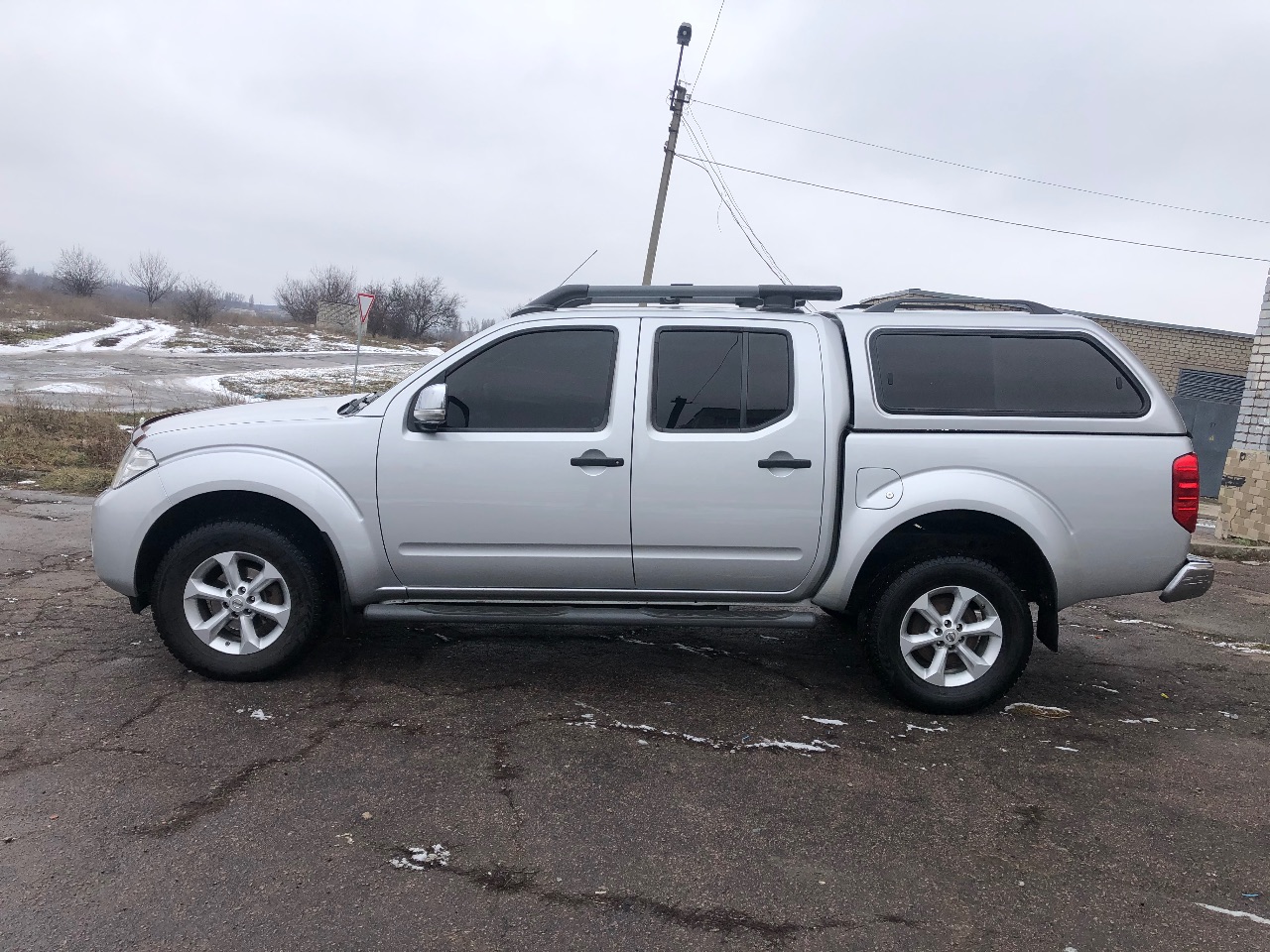 Nissan Navara (Frontier) - фото 2