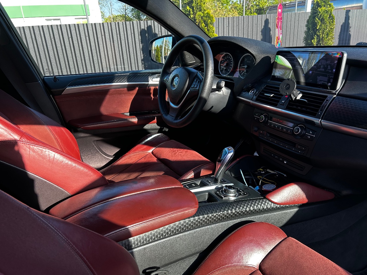 BMW X6 - фото 10