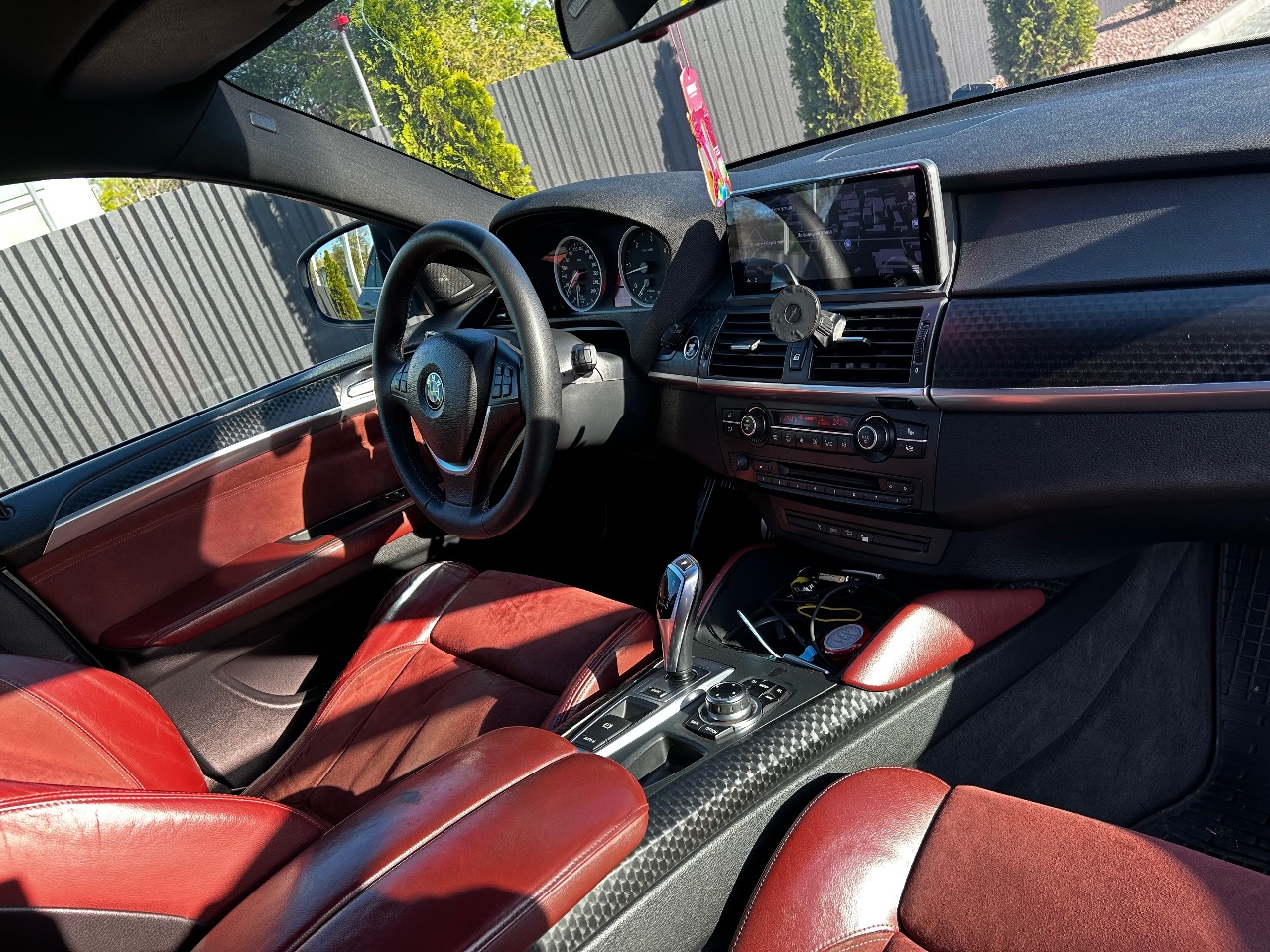 BMW X6 - фото 14