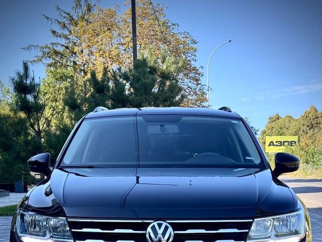 Volkswagen Tiguan - фото 2