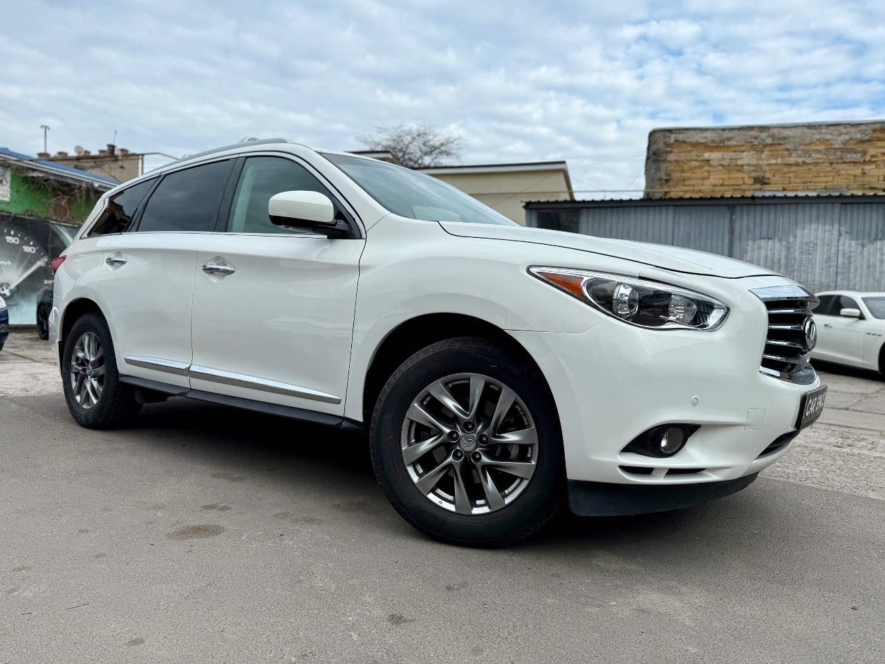 Infiniti QX60 - фото 6