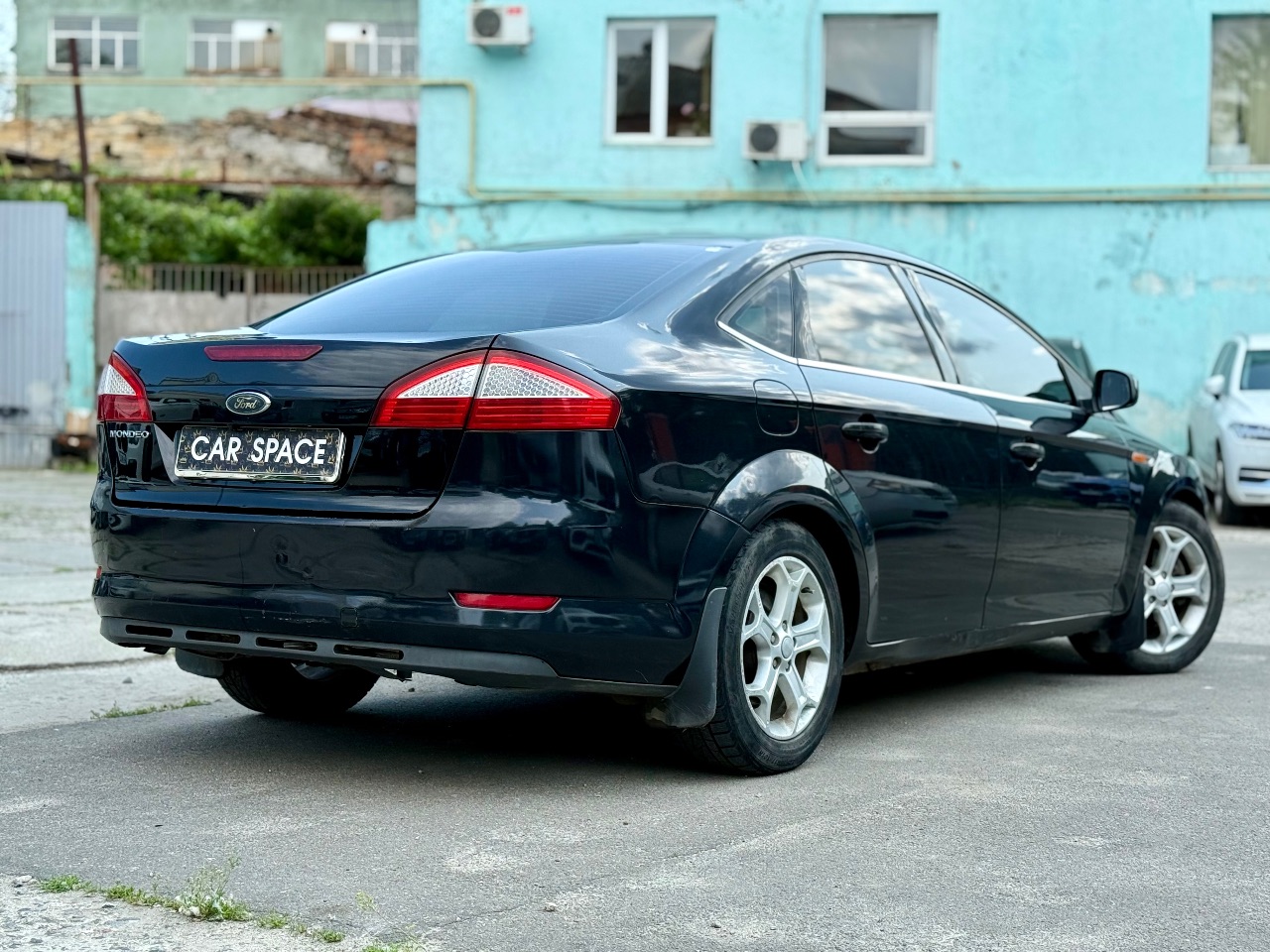 Ford Mondeo - фото 10