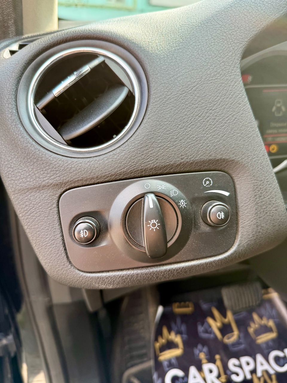 Ford Mondeo - фото 24