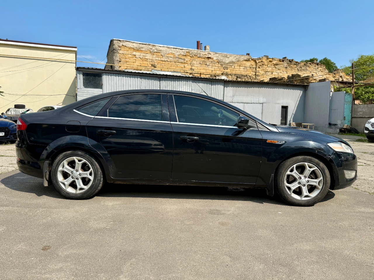 Ford Mondeo - фото 14