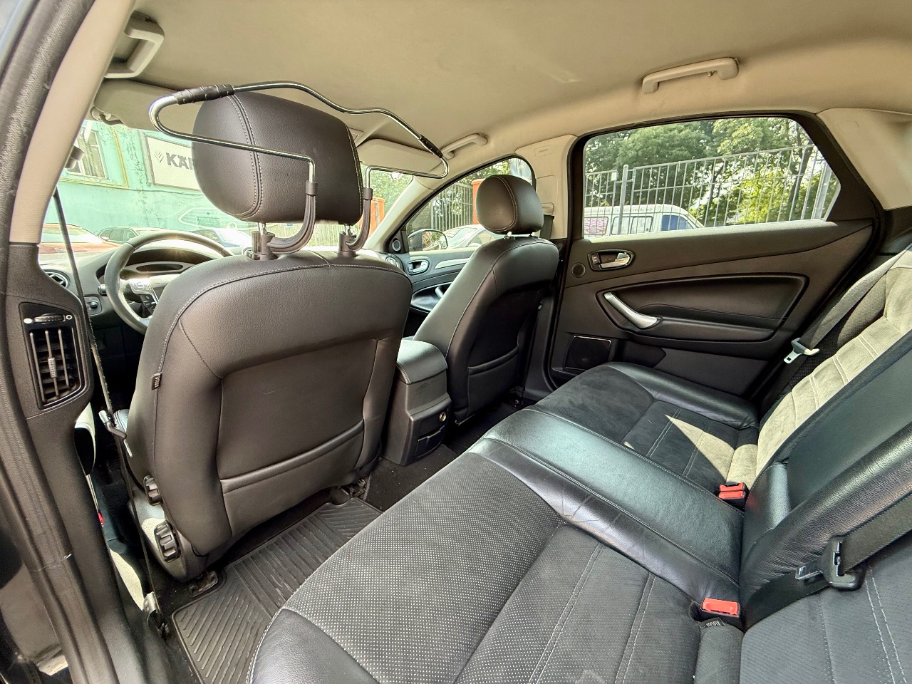 Ford Mondeo - фото 27