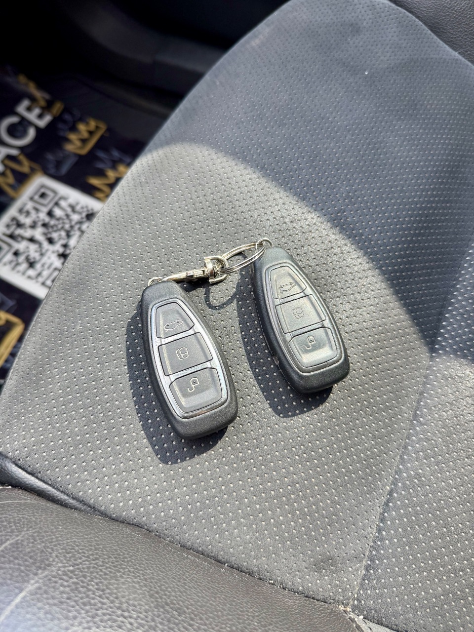 Ford Mondeo - фото 25