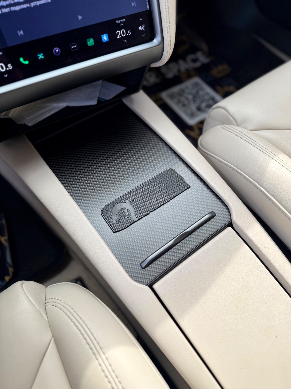 Tesla Model S - фото 26