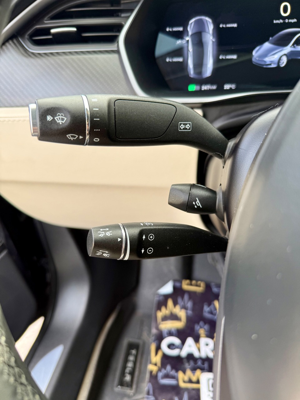 Tesla Model S - фото 25