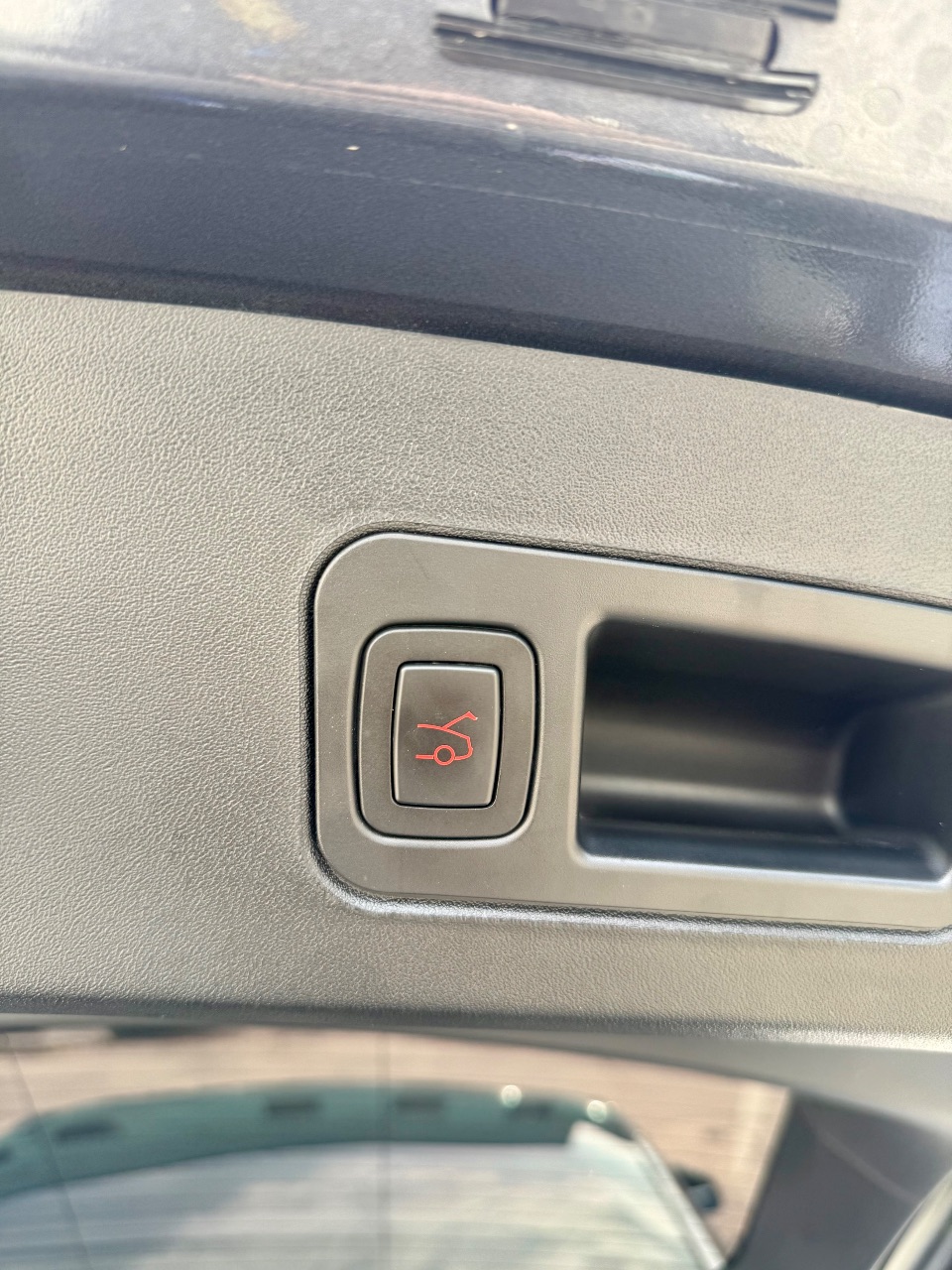 Tesla Model S - фото 31