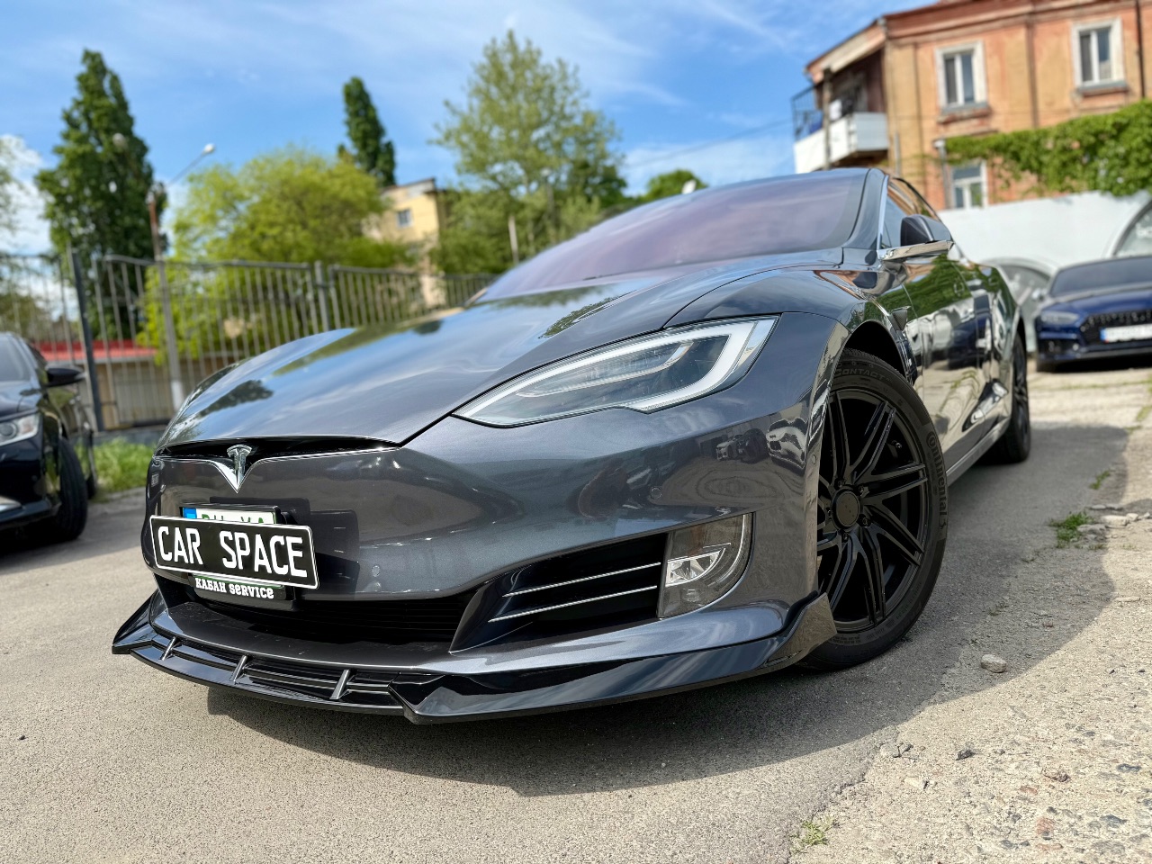 Tesla Model S - фото 3
