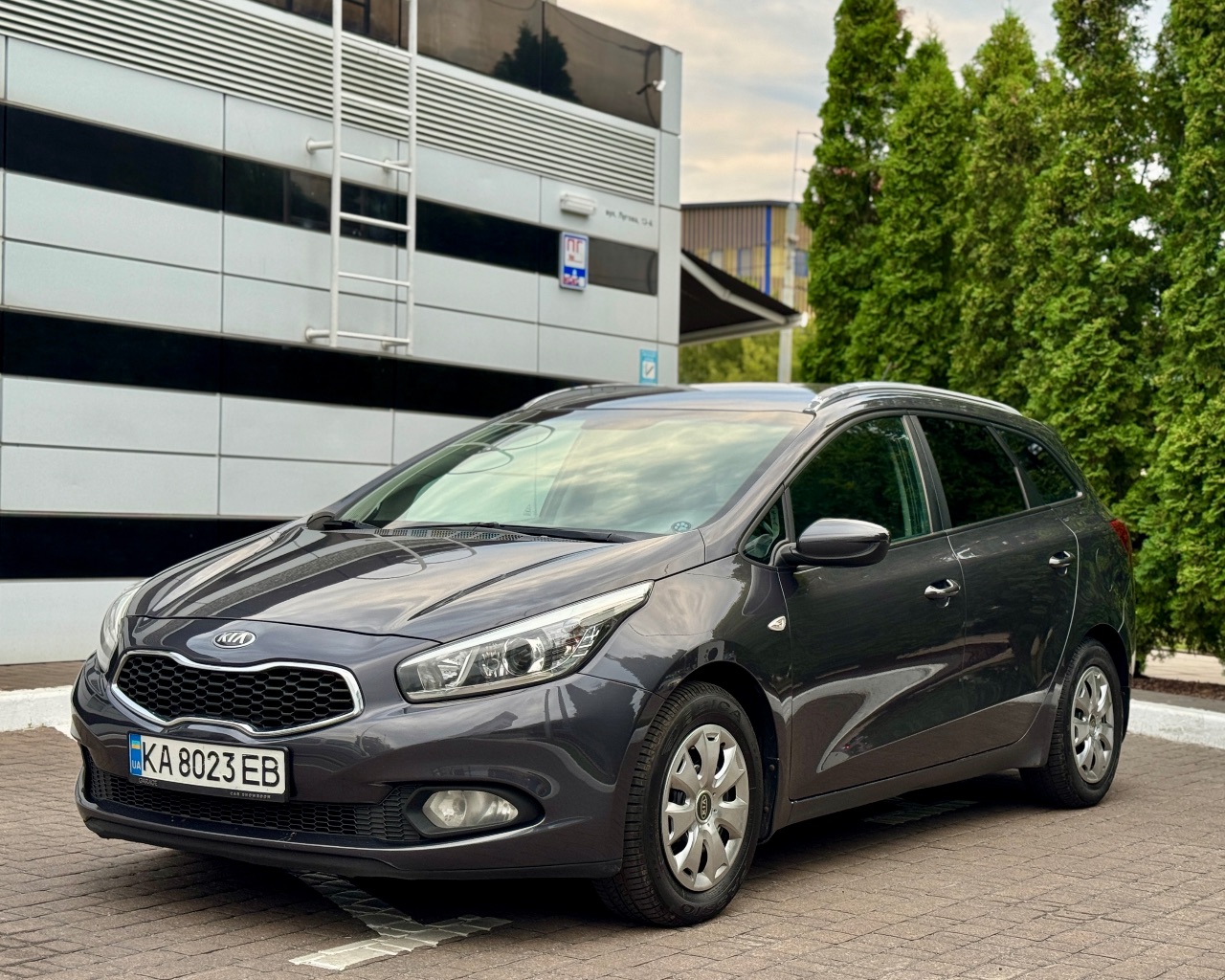 Kia Ceed - фото 2