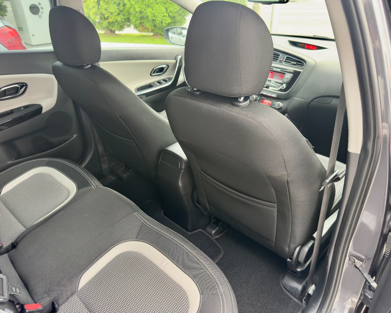 Kia Ceed - фото 13