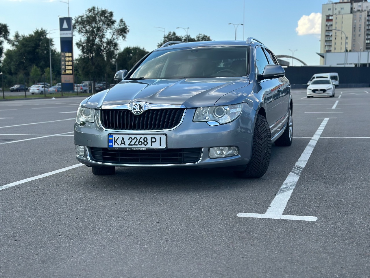 Skoda Superb - фото 3