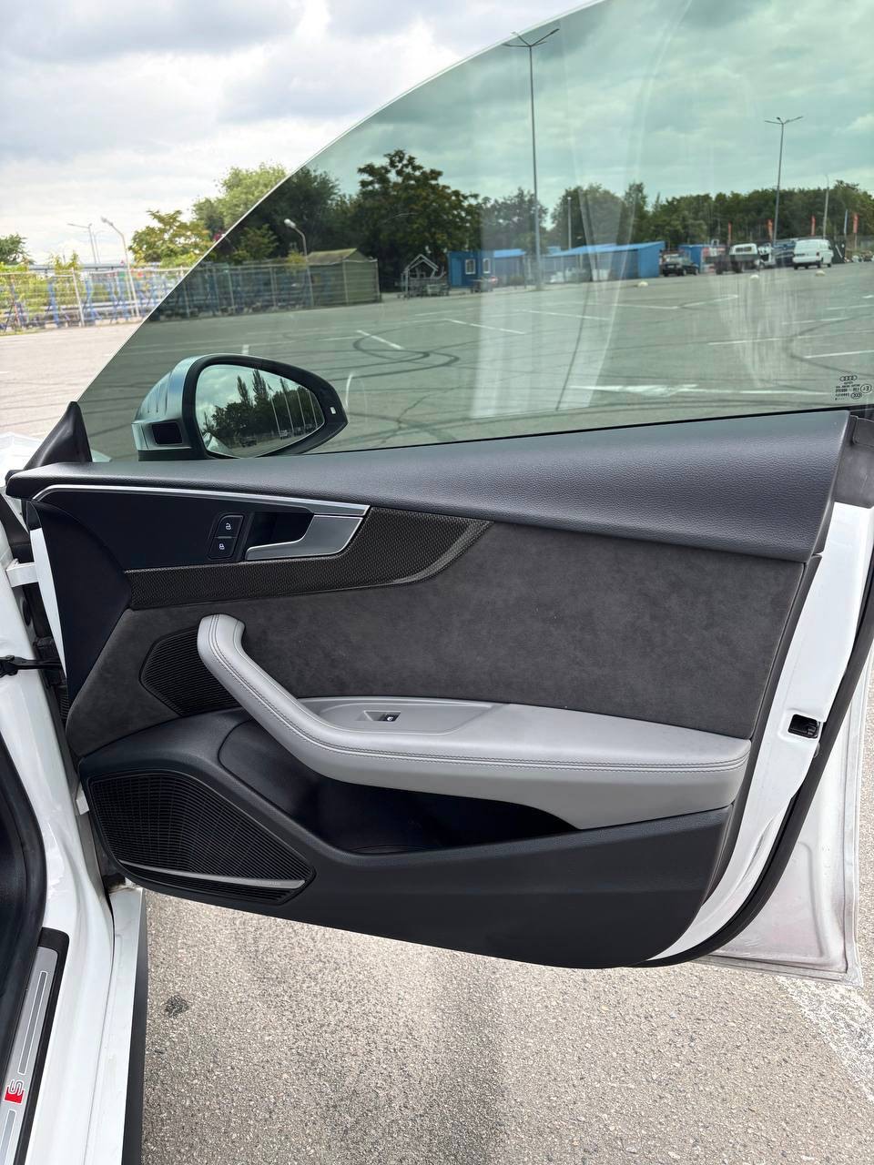 Audi S5 - фото 10