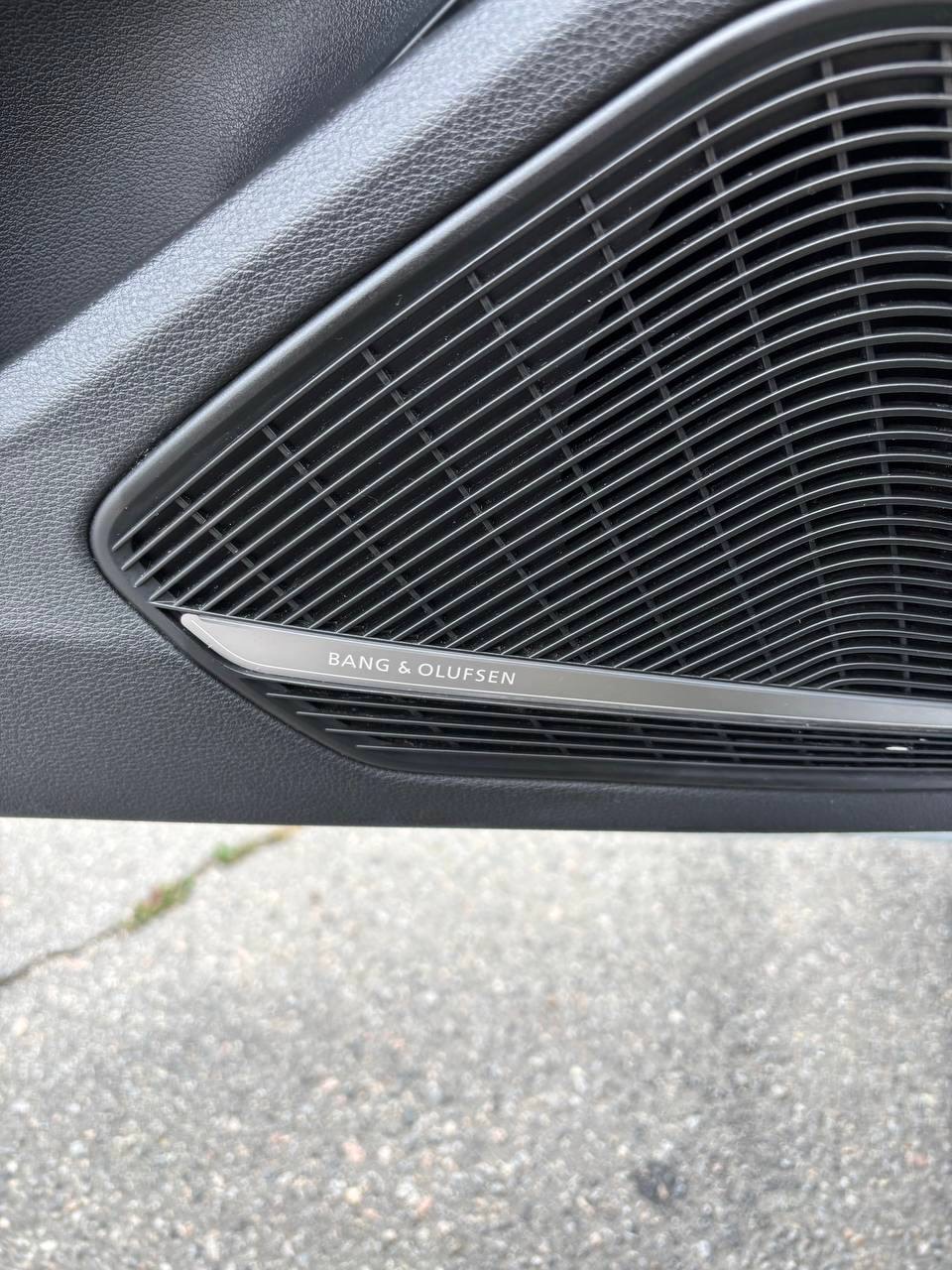 Audi S5 - фото 17