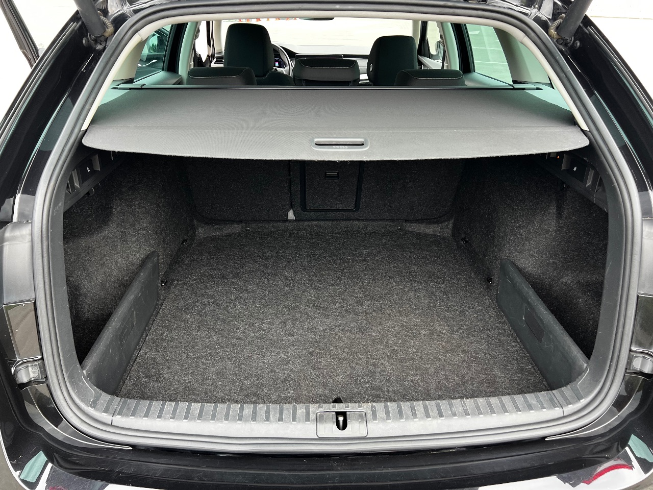 Skoda Octavia - фото 16