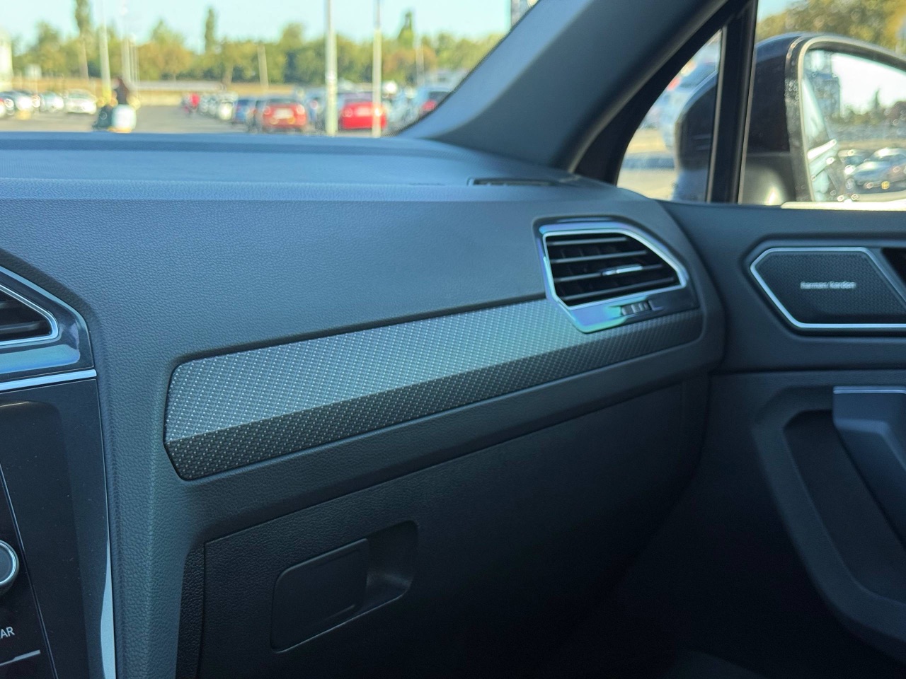 Volkswagen Tiguan R - фото 52
