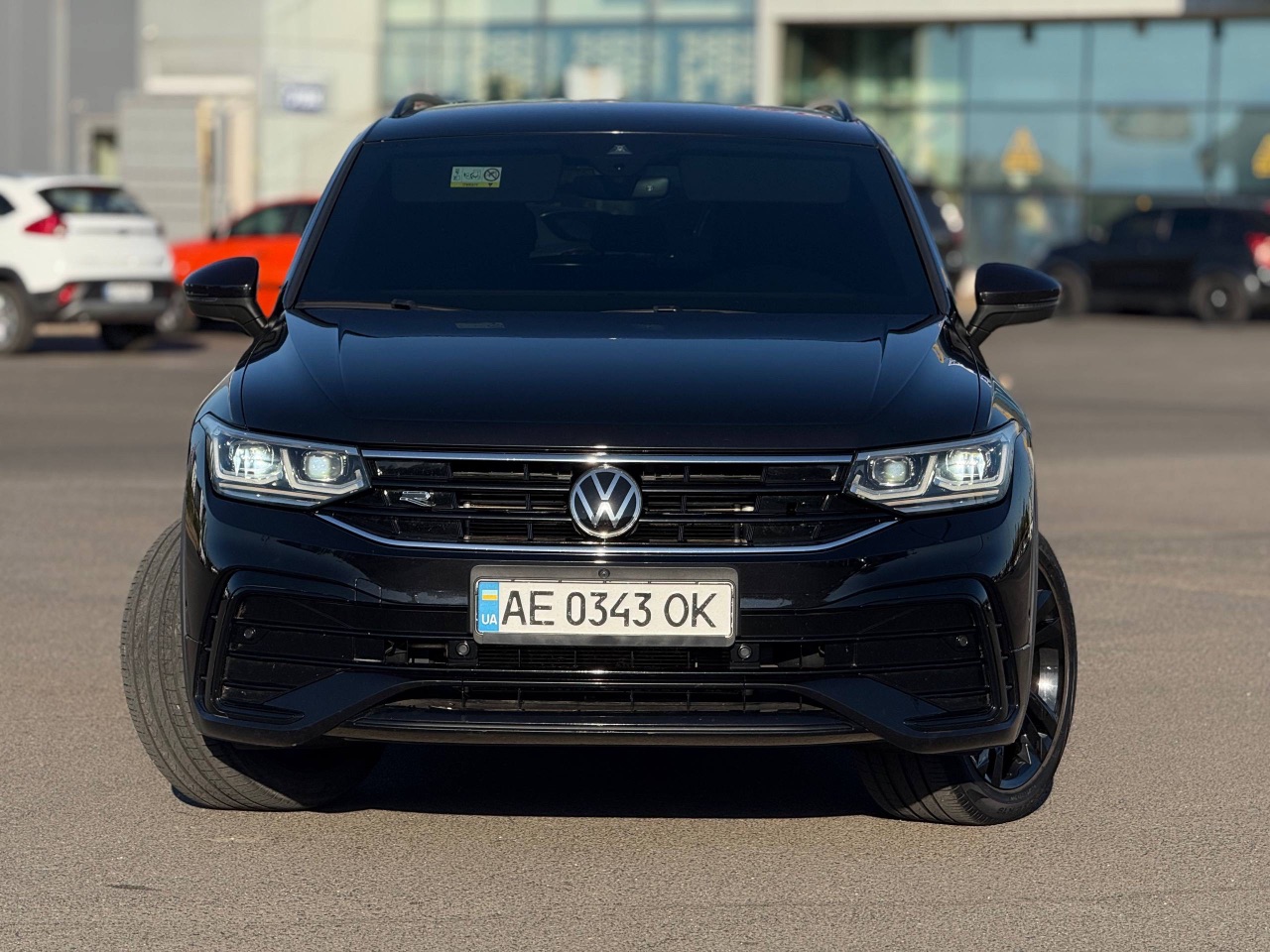 Volkswagen Tiguan R - фото 2