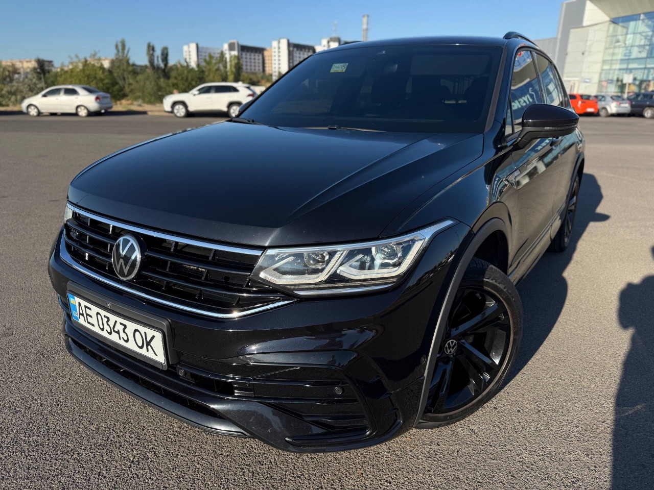 Volkswagen Tiguan R - фото 9