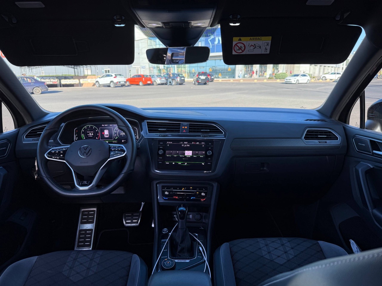 Volkswagen Tiguan R - фото 34