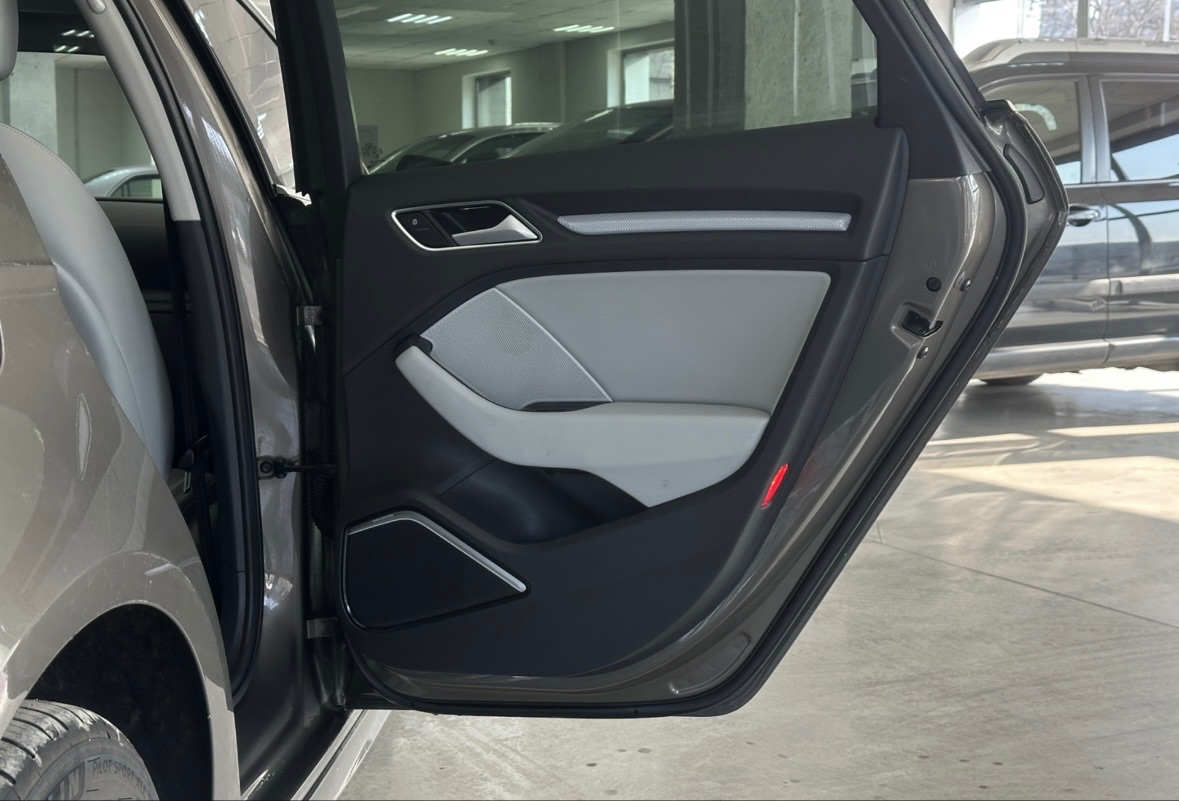 Audi A3 - фото 26