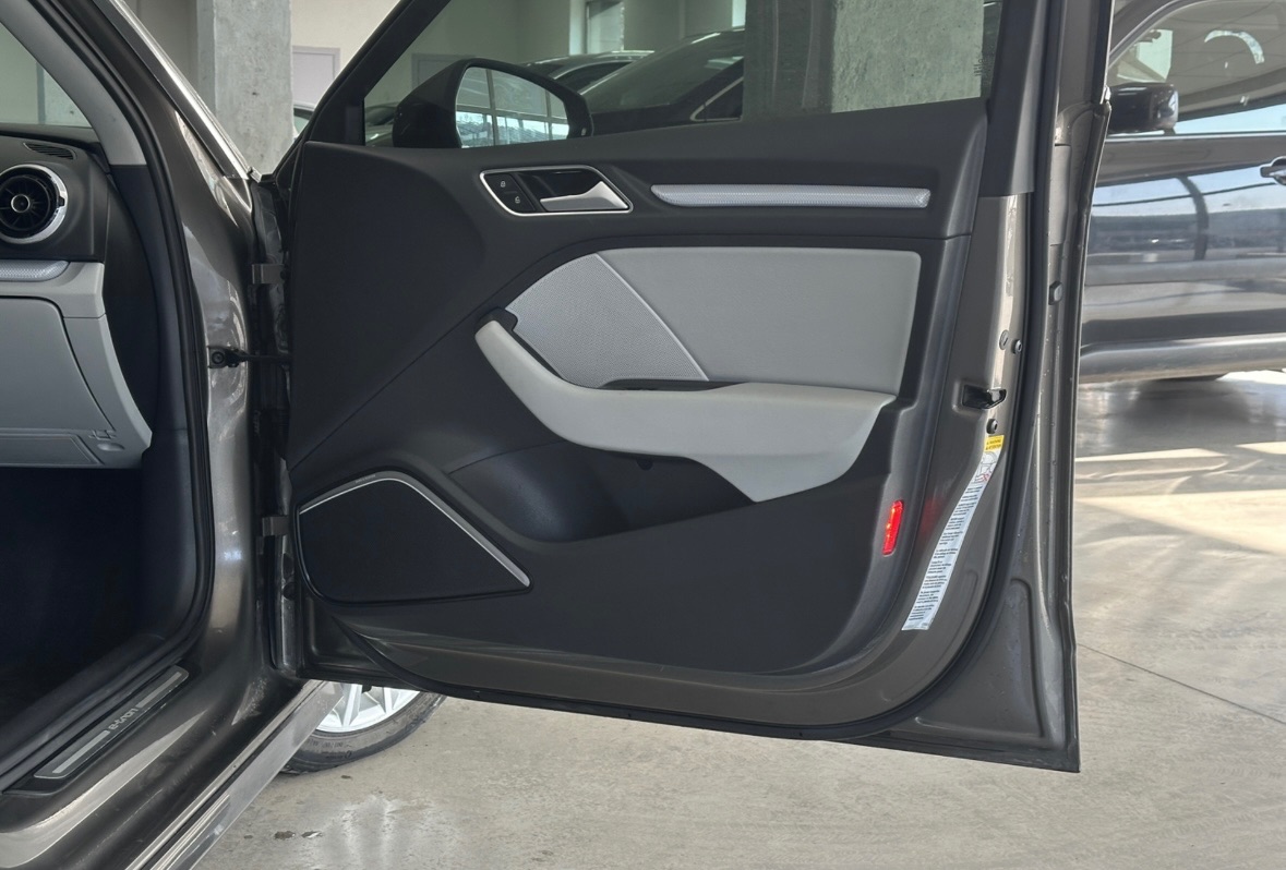 Audi A3 - фото 27