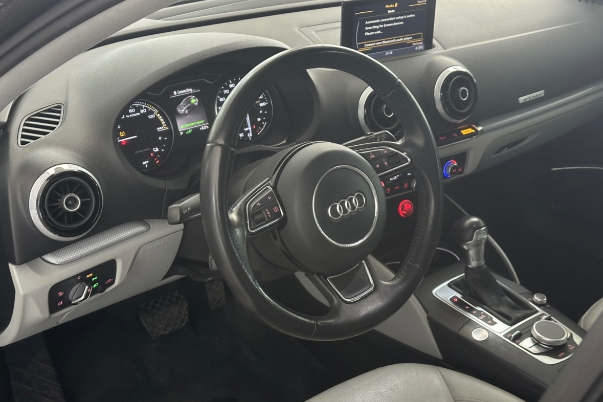 Audi A3 - фото 28