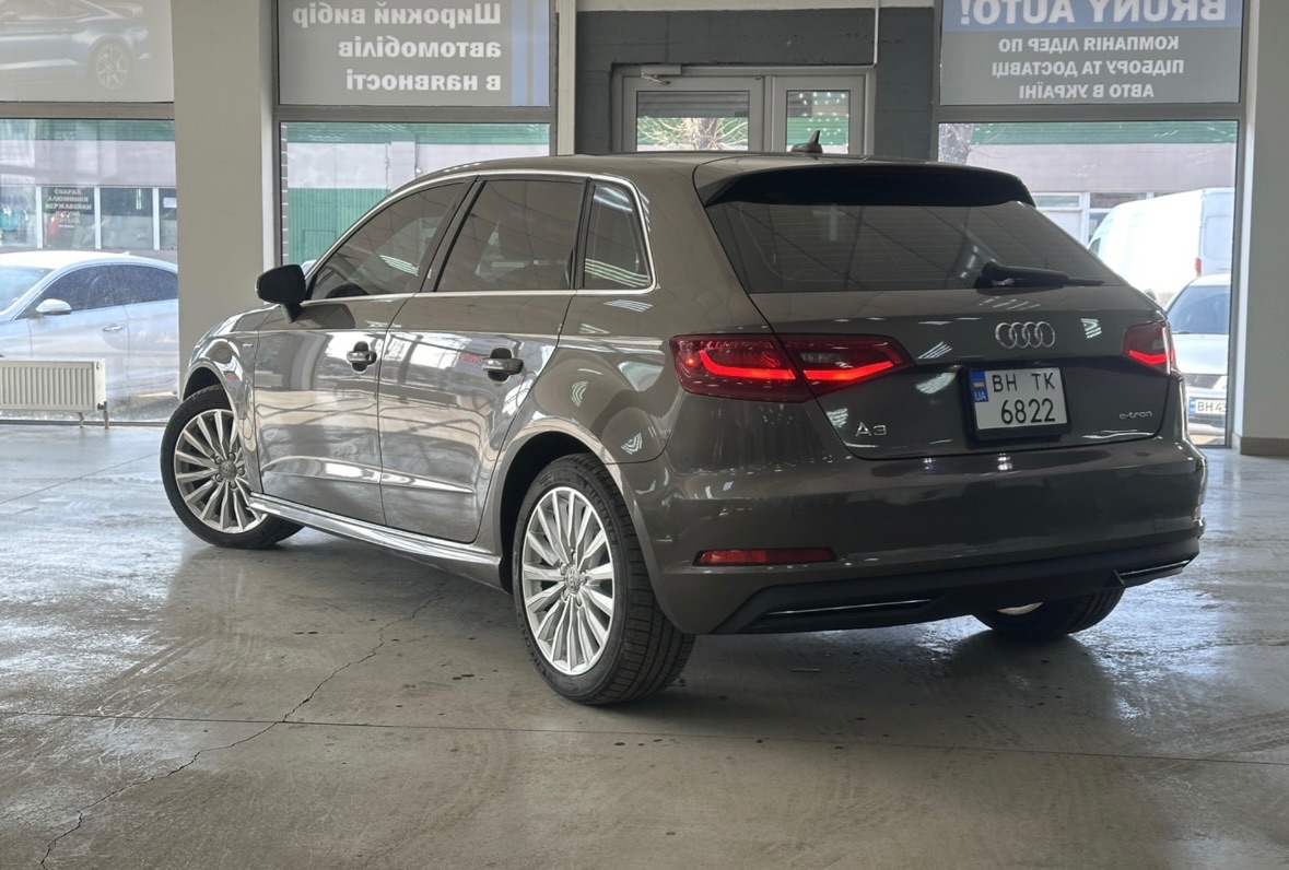 Audi A3 - фото 15