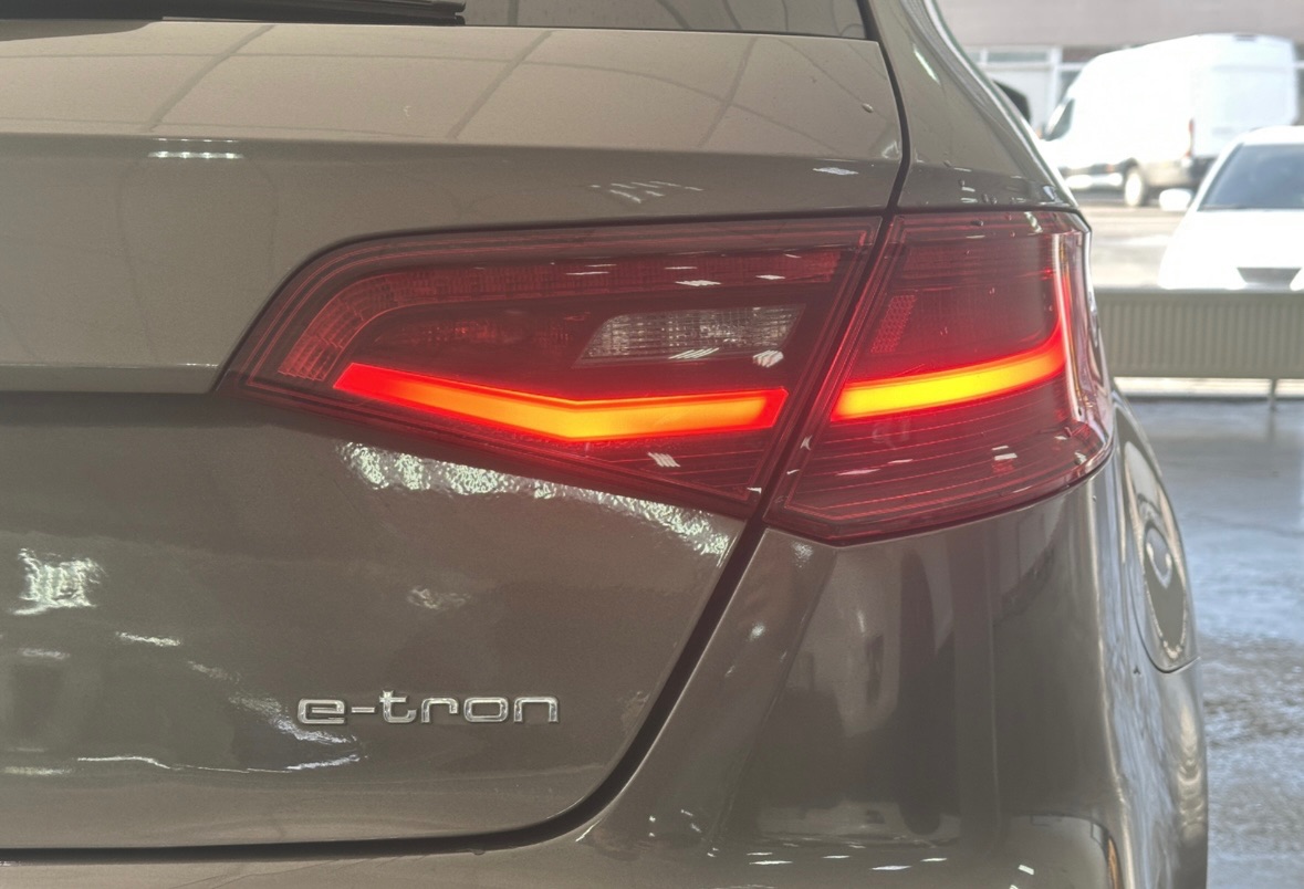 Audi A3 - фото 14